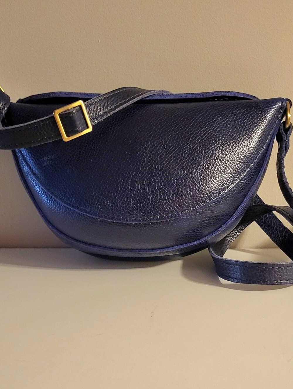 PORTLAND LEATHER SLING BAG IN COLBALT BLUE